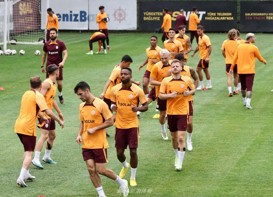 一直以其出 一直以其出