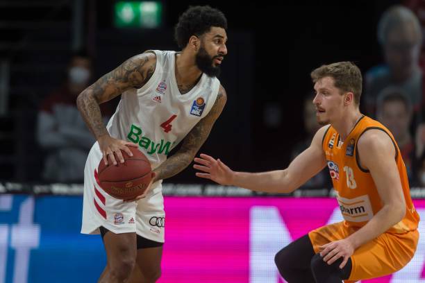 季后赛将更 季后赛将更